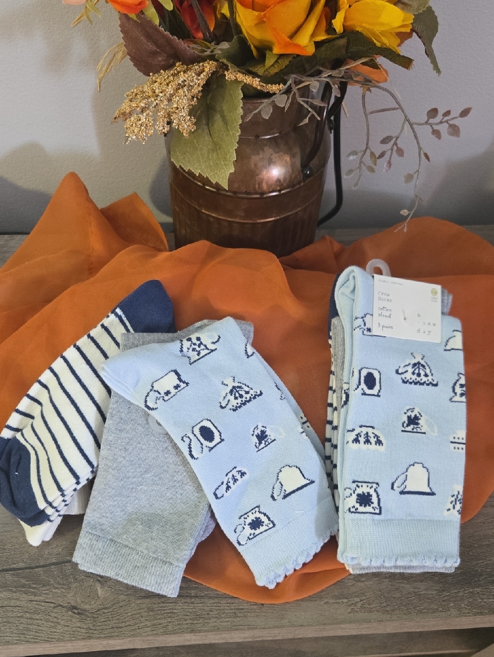 2 Pks (6 Pair) a new day Light Blue Knit Socks with Navy Detail